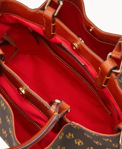 Dooney & Bourke Ready For the Getaway | Picnic in the Park^Gretta Brenna