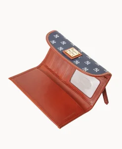 Dooney & Bourke Grab and Go | Clutches^MLB Continental Clutch