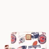 Dooney & Bourke Grab and Go | Wristlets^NFL Large Zip Around Wristlet