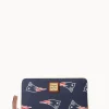 Dooney & Bourke Grab and Go | Wristlets^NFL Large Zip Around Wristlet