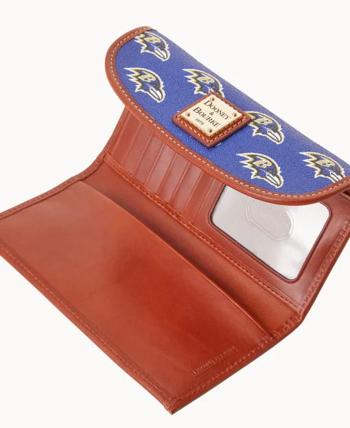 Dooney & Bourke Grab and Go | Wallets^NFL Continental Clutch