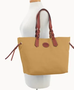 Dooney & Bourke Spring Style | Ready For the Getaway^Nylon Shopper