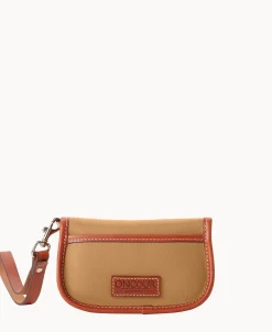 Dooney & Bourke Grab and Go | Wristlets^Oncour Cabriolet Flap Wristlet